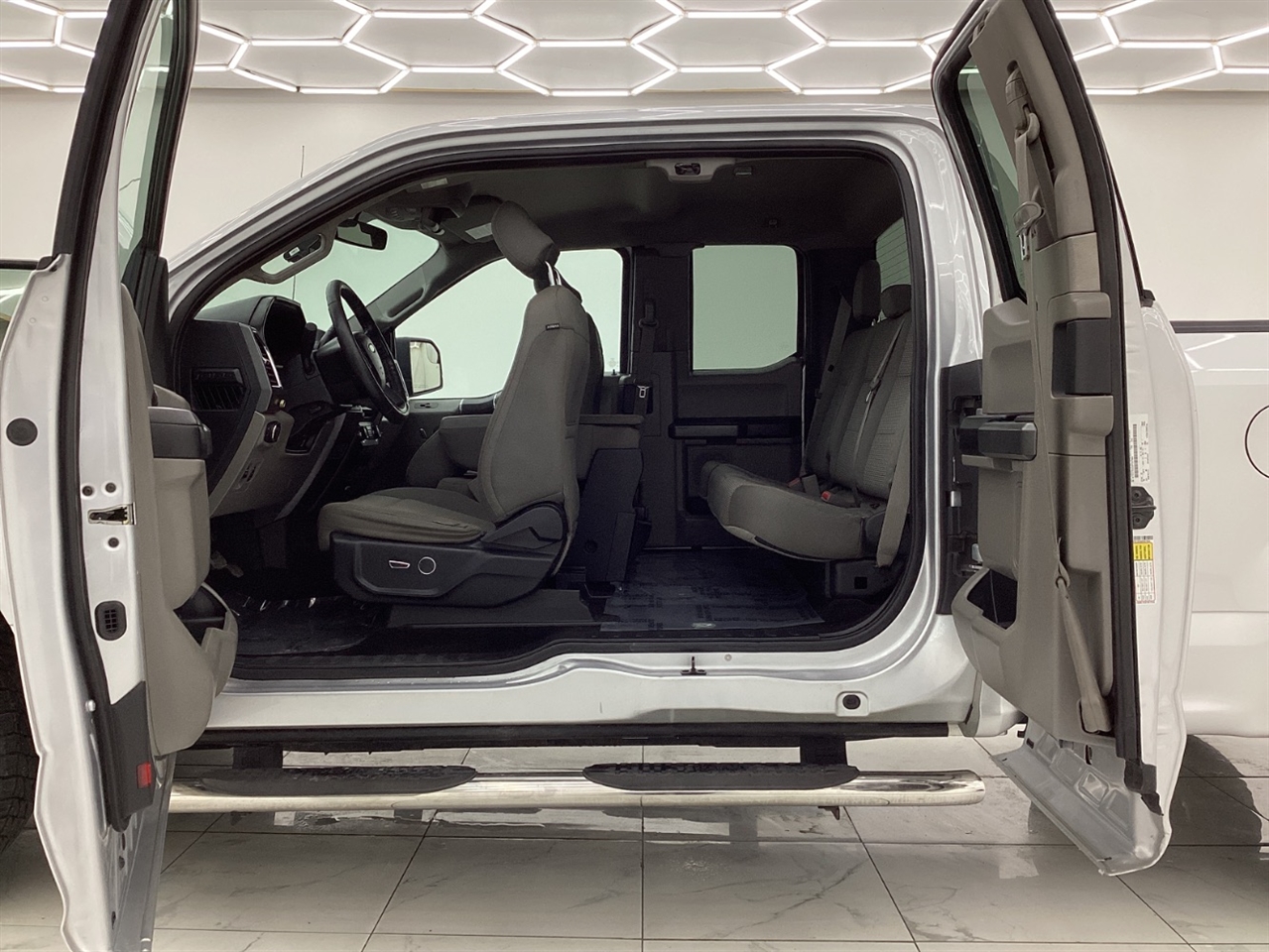 Ford 150 4WD SuperCab 145" XLT 2016