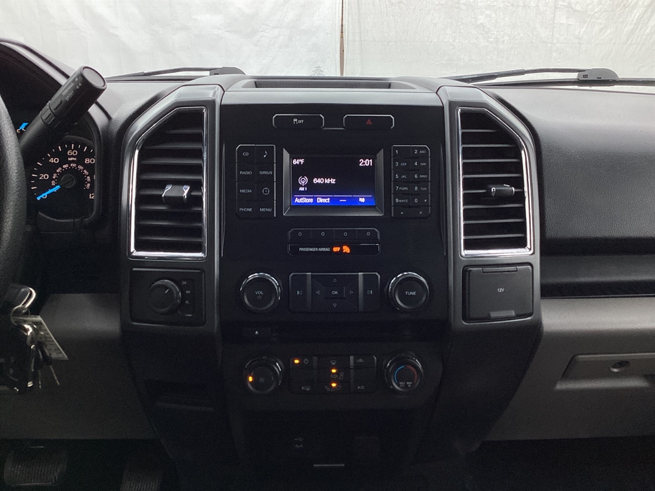 Ford 150 4WD SuperCab 145" XLT 2016