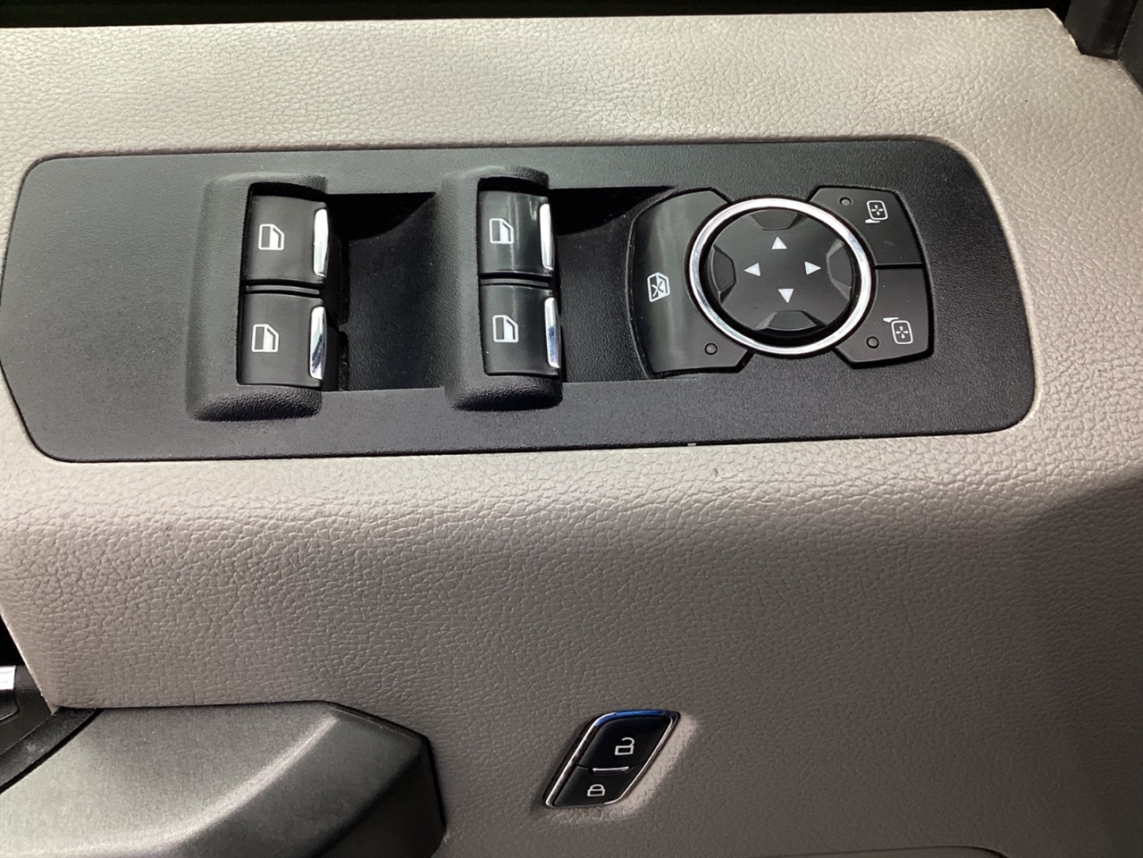 Ford 150 4WD SuperCab 145" XLT 2016