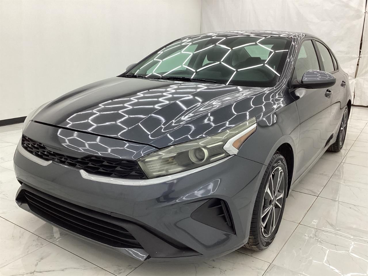 2023 Kia Forte LXS IVT
