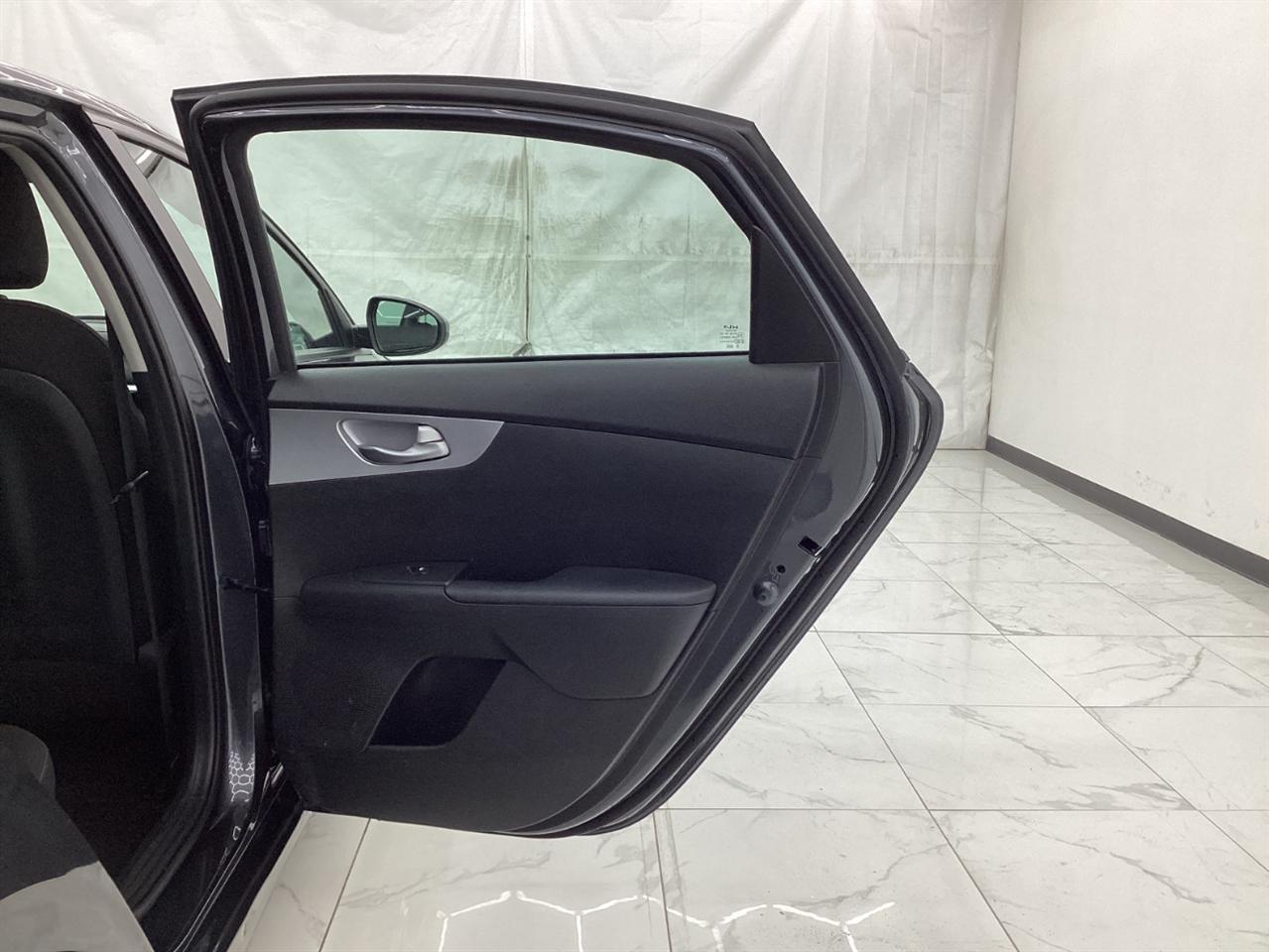 Kia Forte LXS IVT 2023