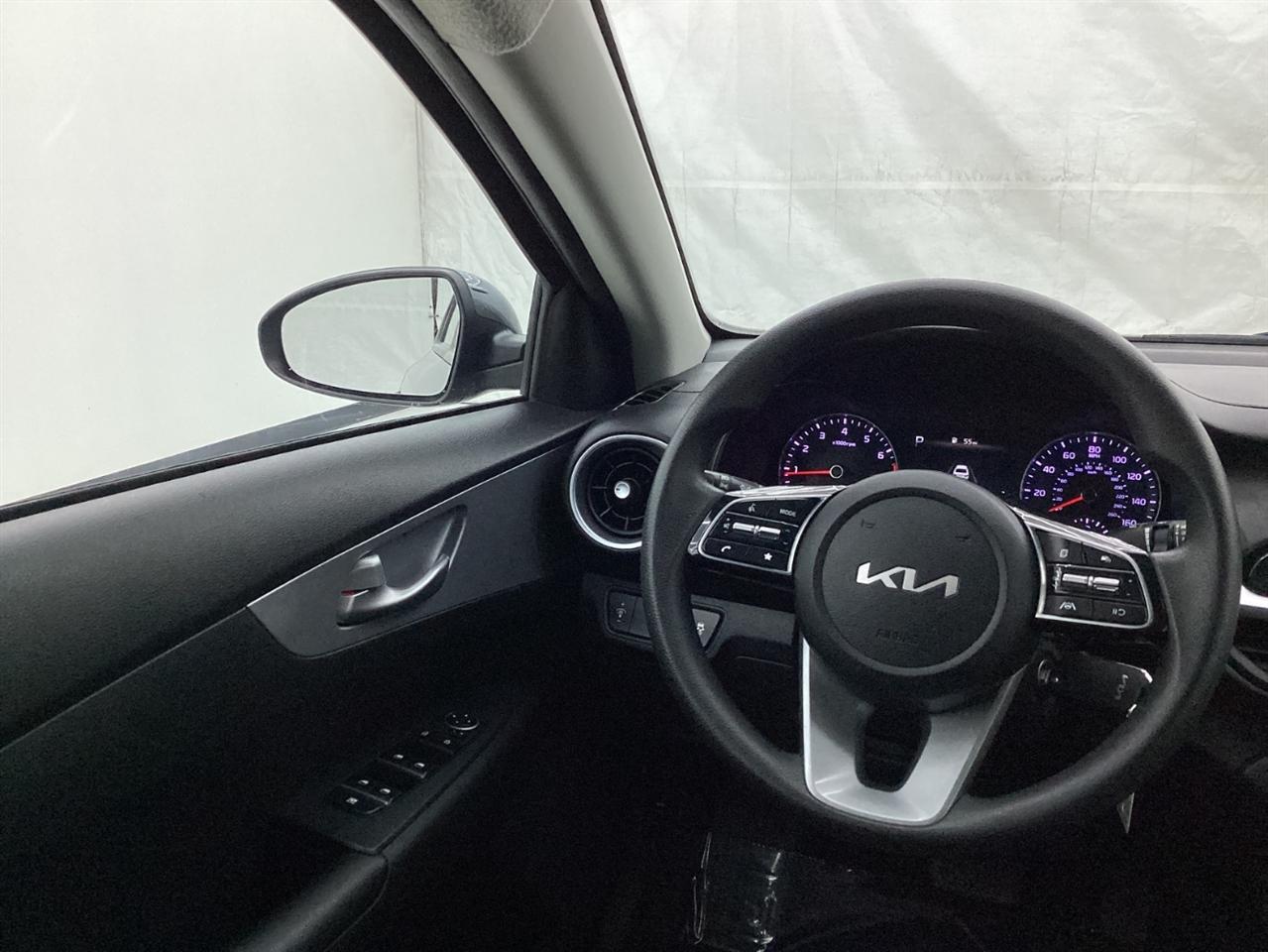 Kia Forte LXS IVT 2023