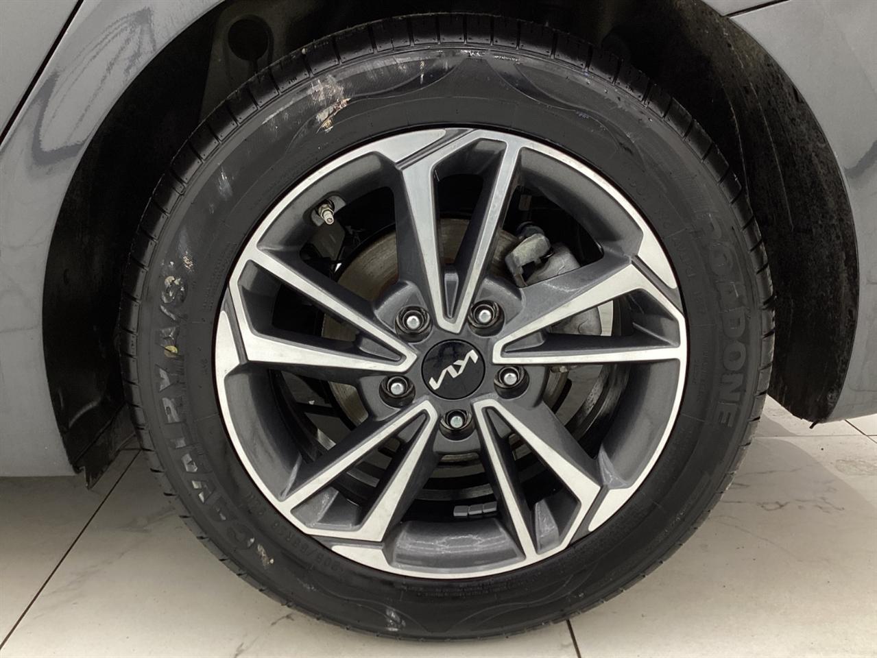 Kia Forte LXS IVT 2023