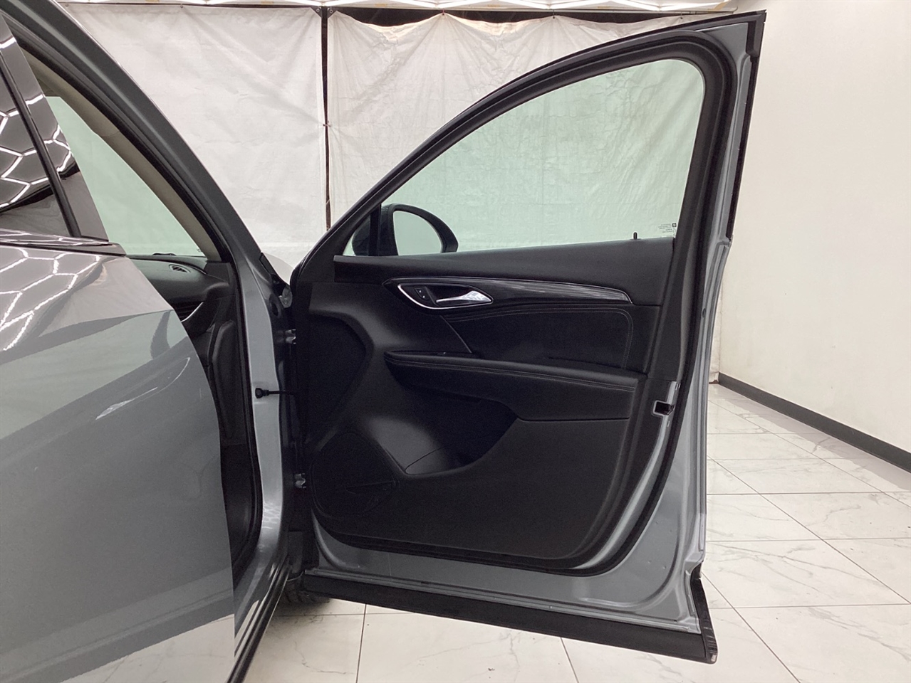 Buick Envision FWD 4dr Essence 2023