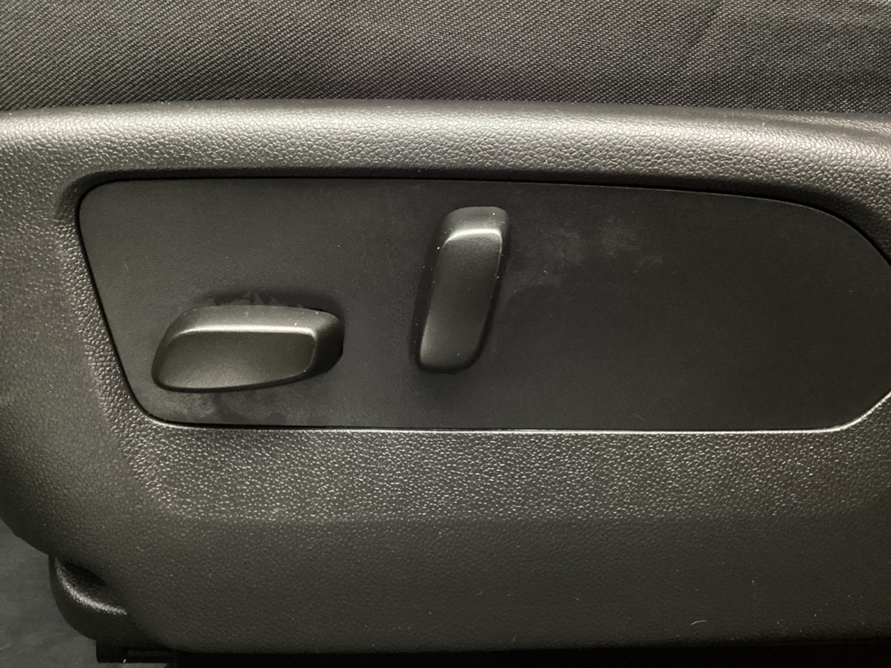 Buick Envision FWD 4dr Essence 2023