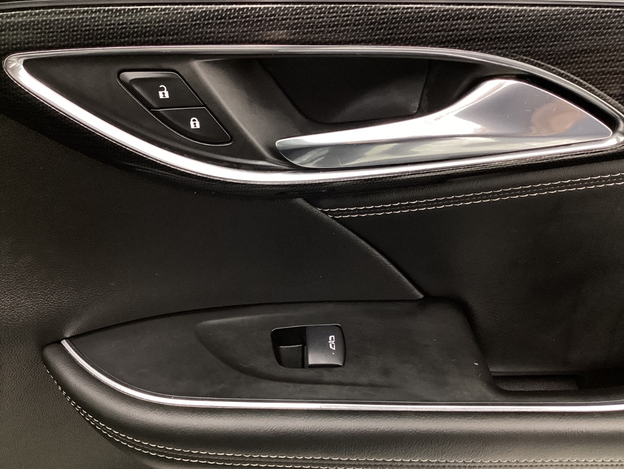 Buick Envision FWD 4dr Essence 2023