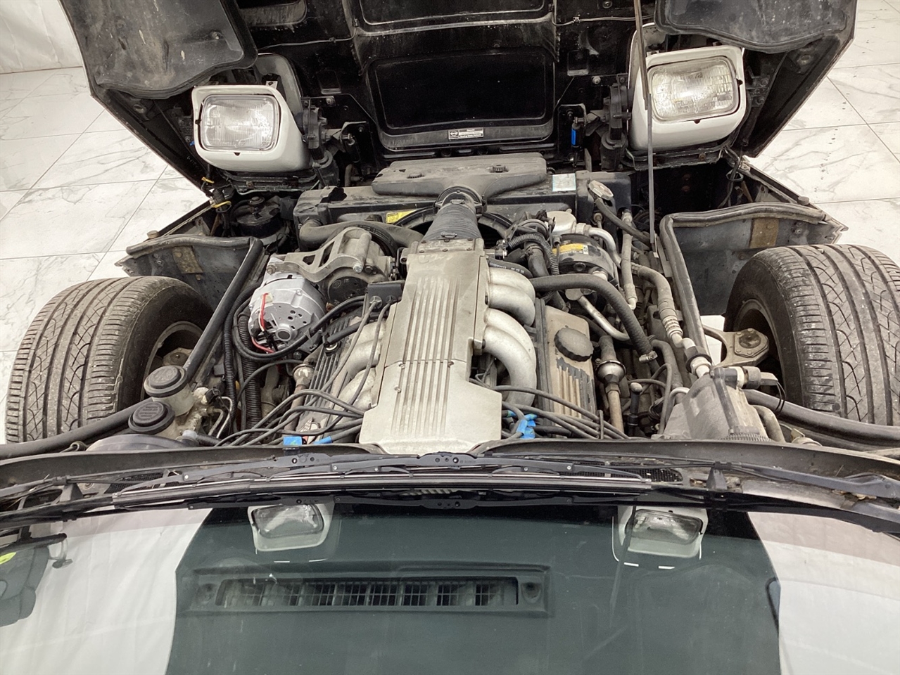 Chevrolet Corvette  1985