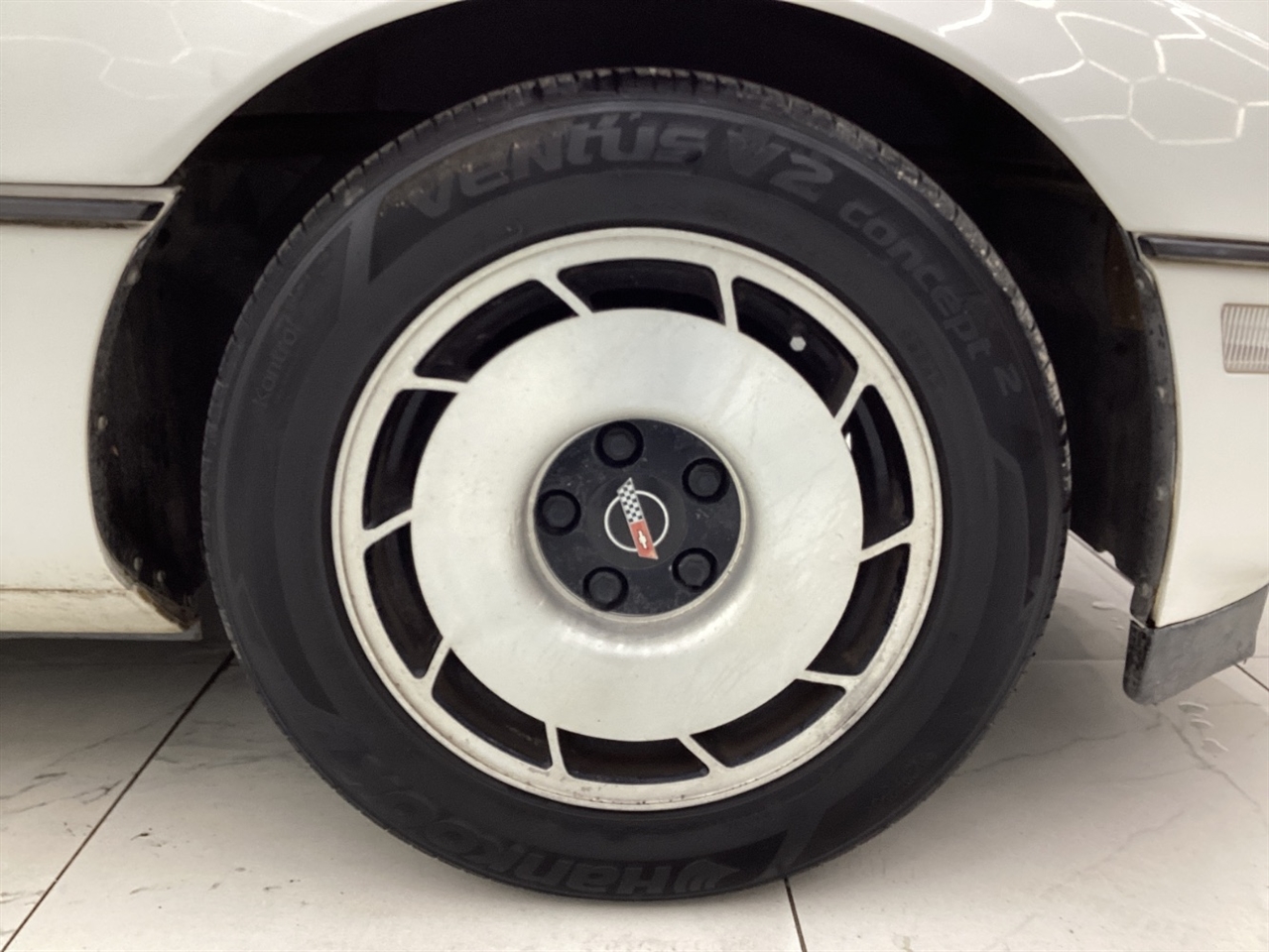 Chevrolet Corvette  1985