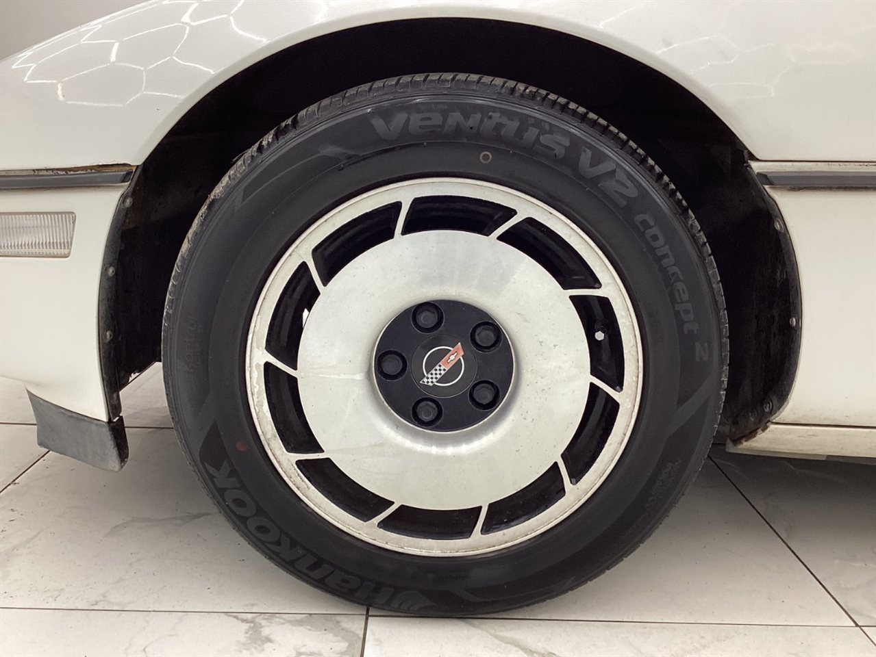 Chevrolet Corvette  1985