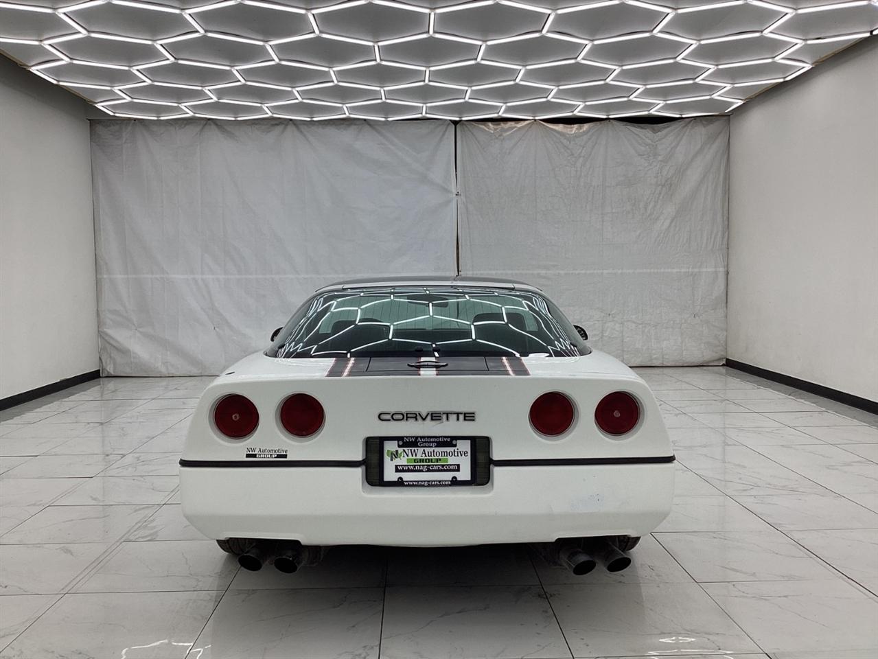 Chevrolet Corvette  1985