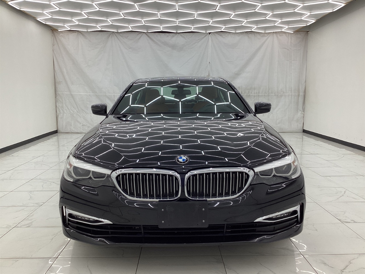 BMW 5 Series 530i xDrive Sedan 2018