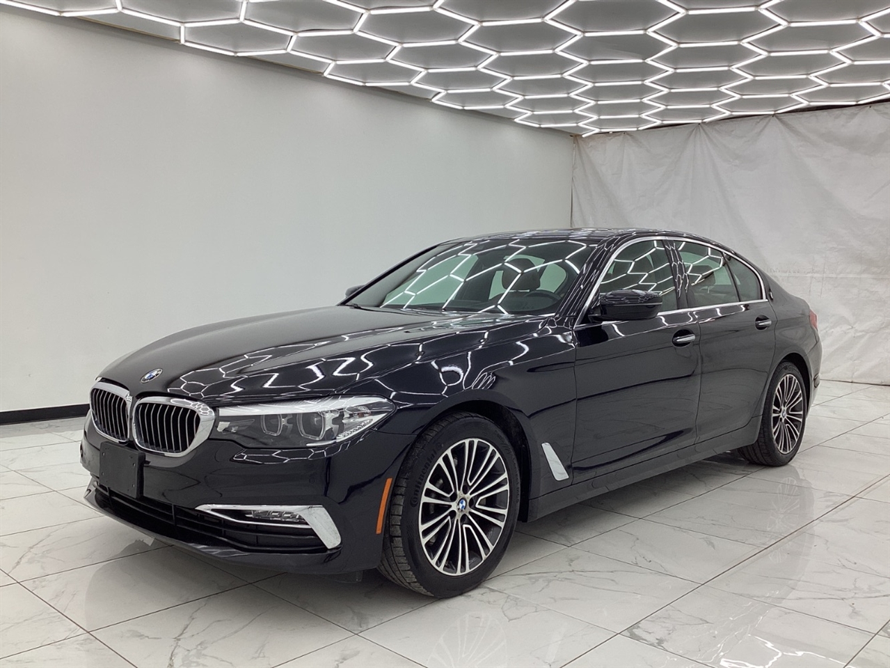BMW 5 Series 530i xDrive Sedan 2018