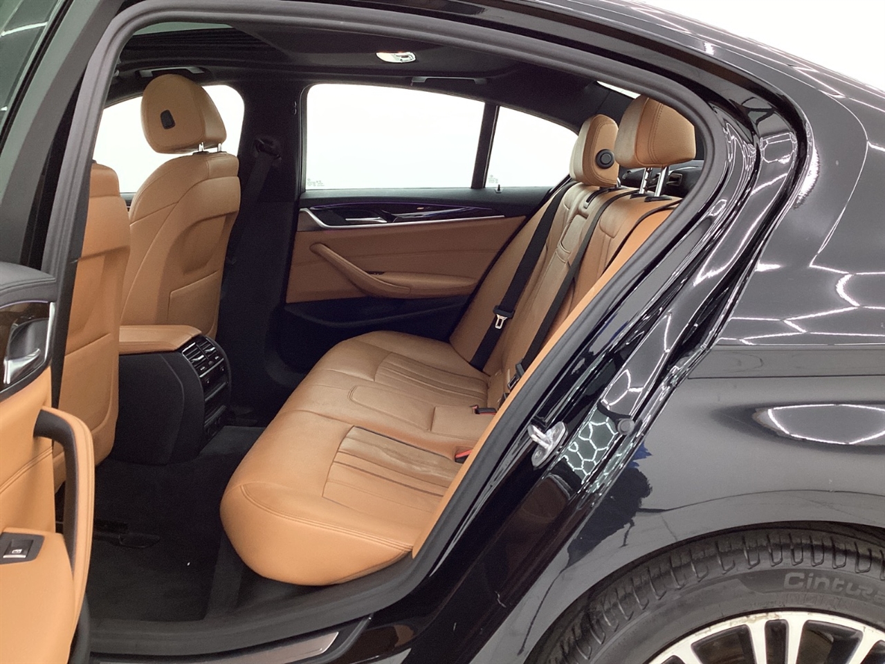 BMW 5 Series 530i xDrive Sedan 2018