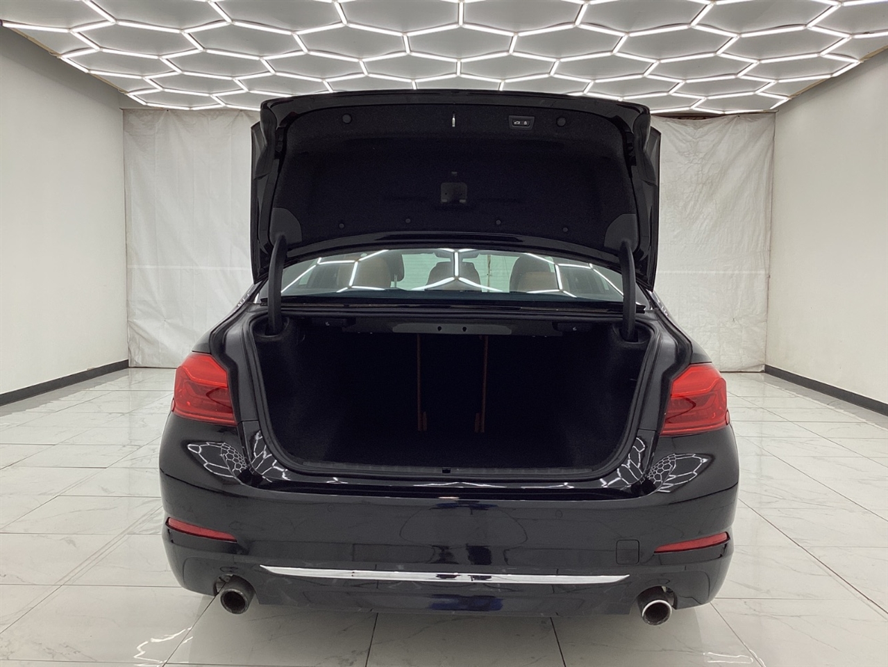 BMW 5 Series 530i xDrive Sedan 2018