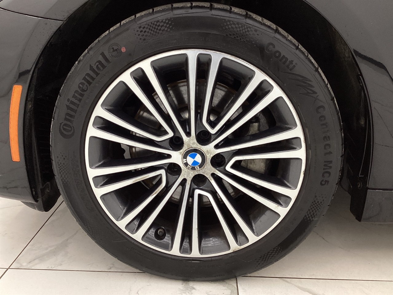 BMW 5 Series 530i xDrive Sedan 2018