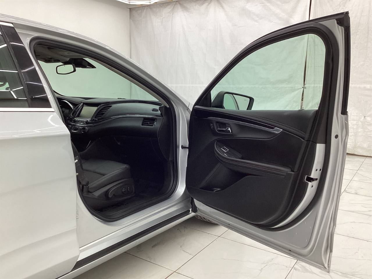 Chevrolet Impala 4dr Sdn LT w/1LT 2017