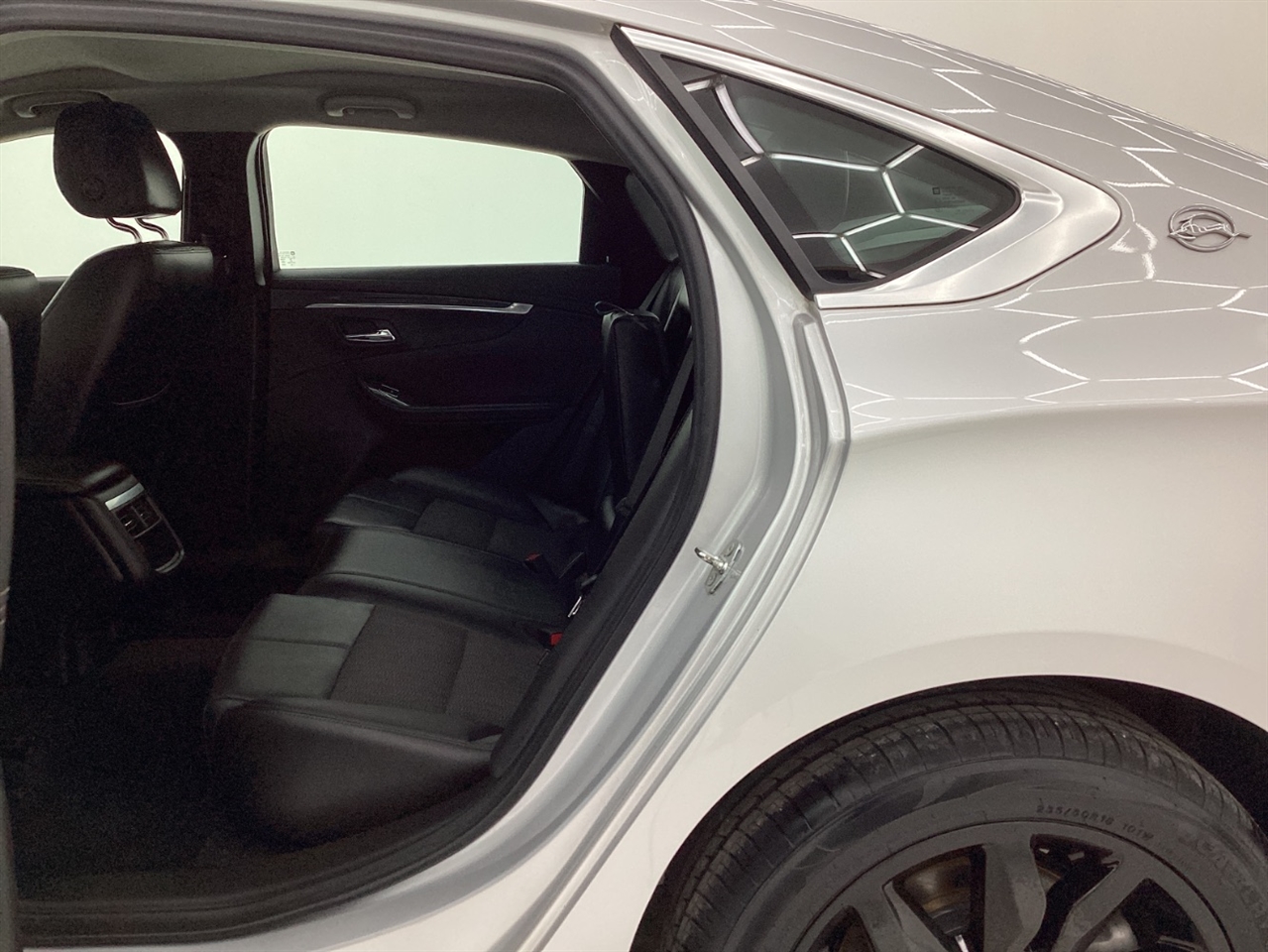 Chevrolet Impala 4dr Sdn LT w/1LT 2017