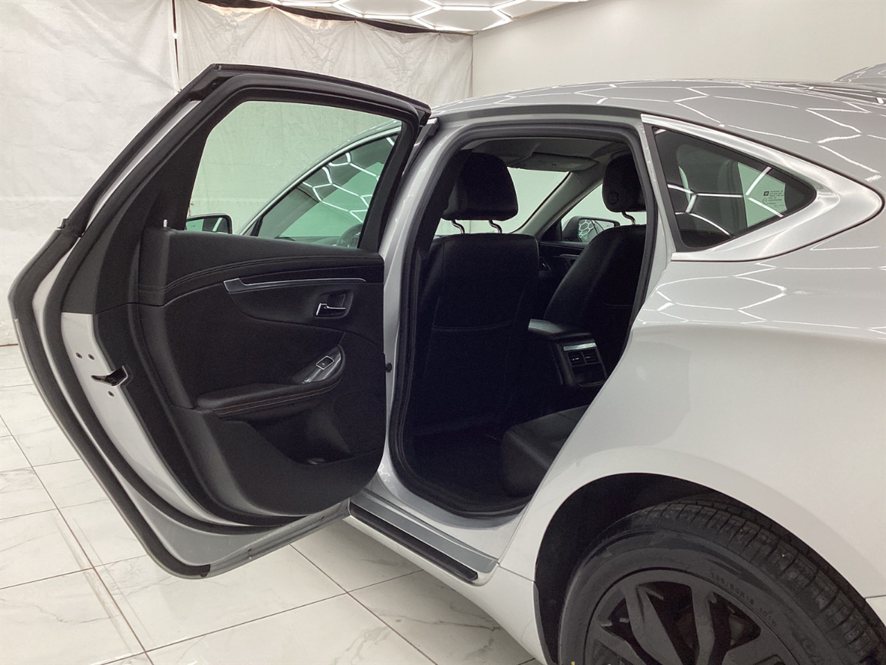 Chevrolet Impala 4dr Sdn LT w/1LT 2017