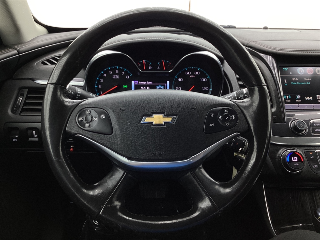 Chevrolet Impala 4dr Sdn LT w/1LT 2017
