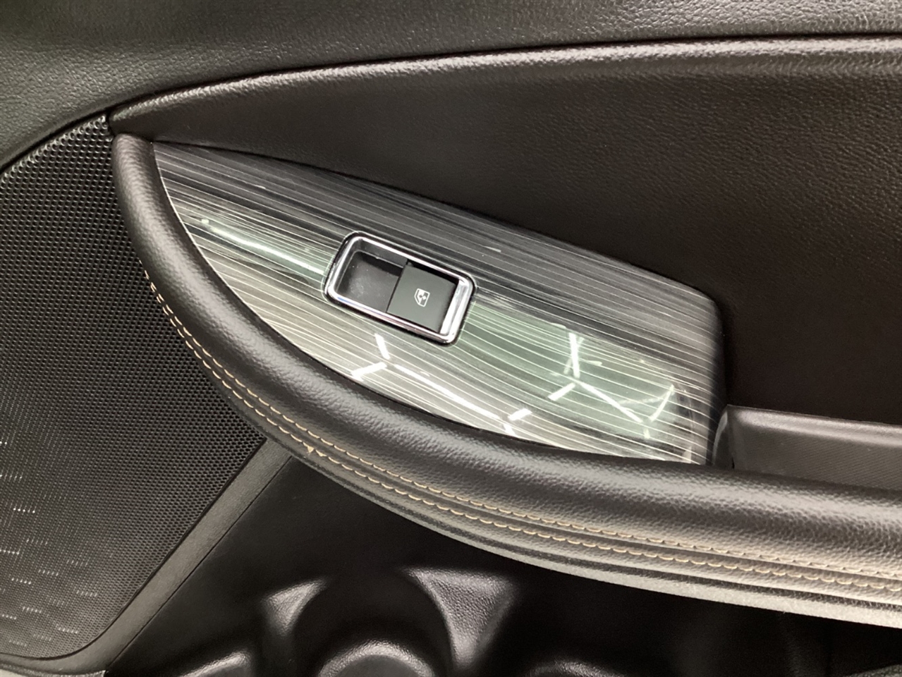 Chevrolet Impala 4dr Sdn LT w/1LT 2017