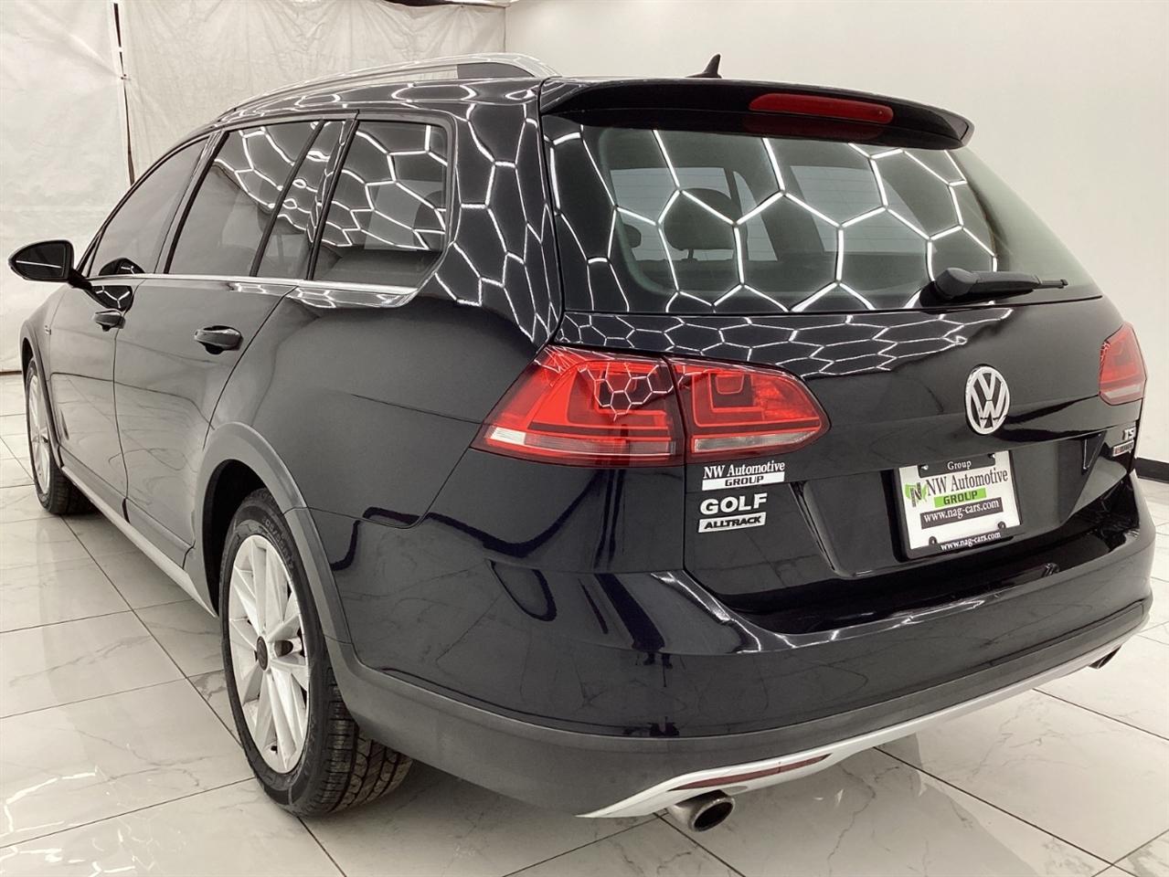 Volkswagen Golf Alltrack 1.8T SEL DSG 2017