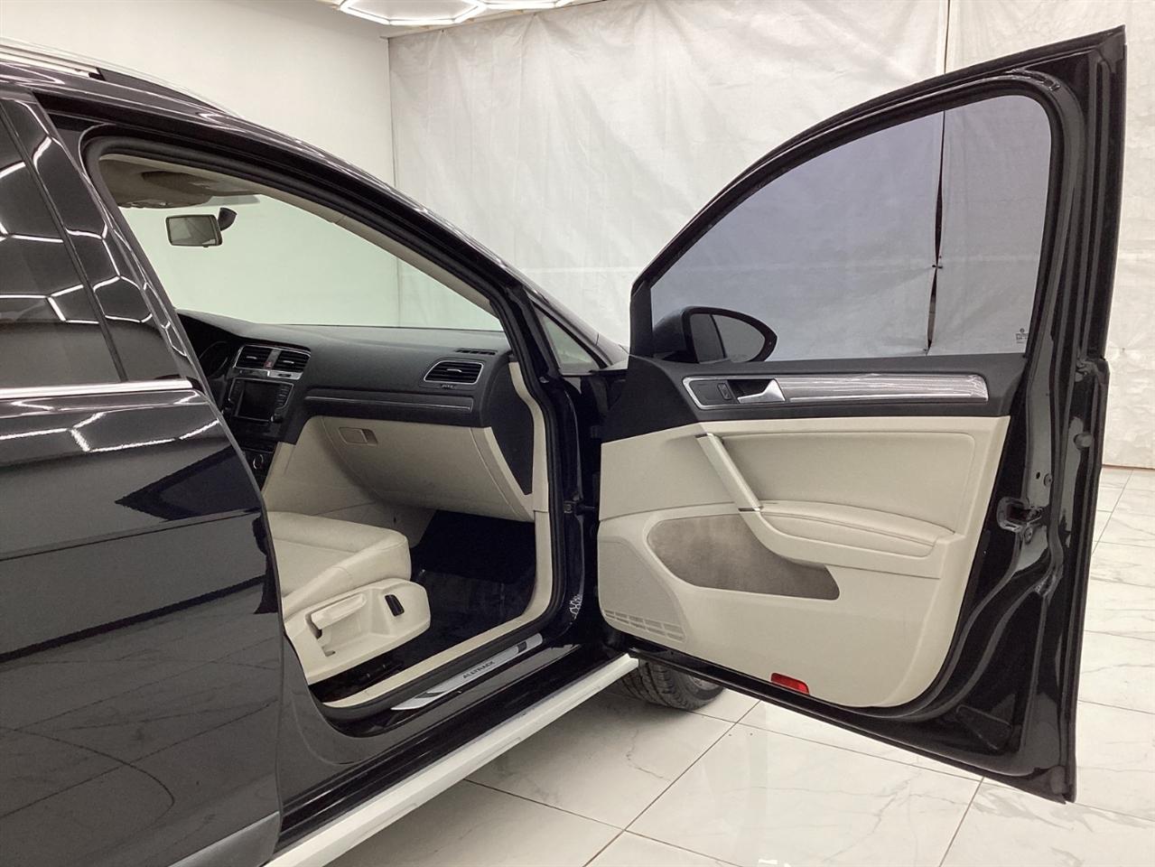 Volkswagen Golf Alltrack 1.8T SEL DSG 2017