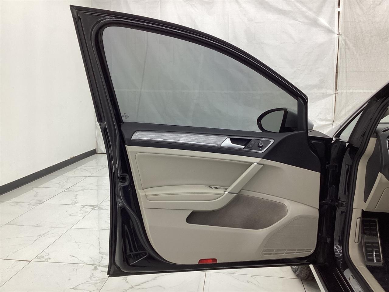 Volkswagen Golf Alltrack 1.8T SEL DSG 2017