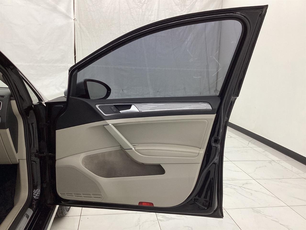 Volkswagen Golf Alltrack 1.8T SEL DSG 2017