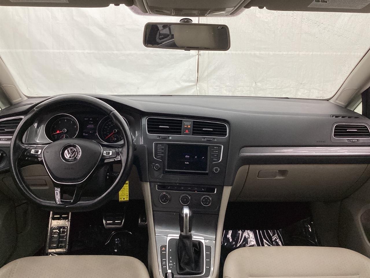 Volkswagen Golf Alltrack 1.8T SEL DSG 2017