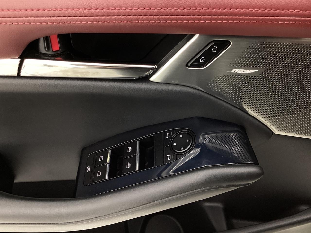 Mazda Mazda3 Hatchback FWD Auto w/Premium Pkg 2019