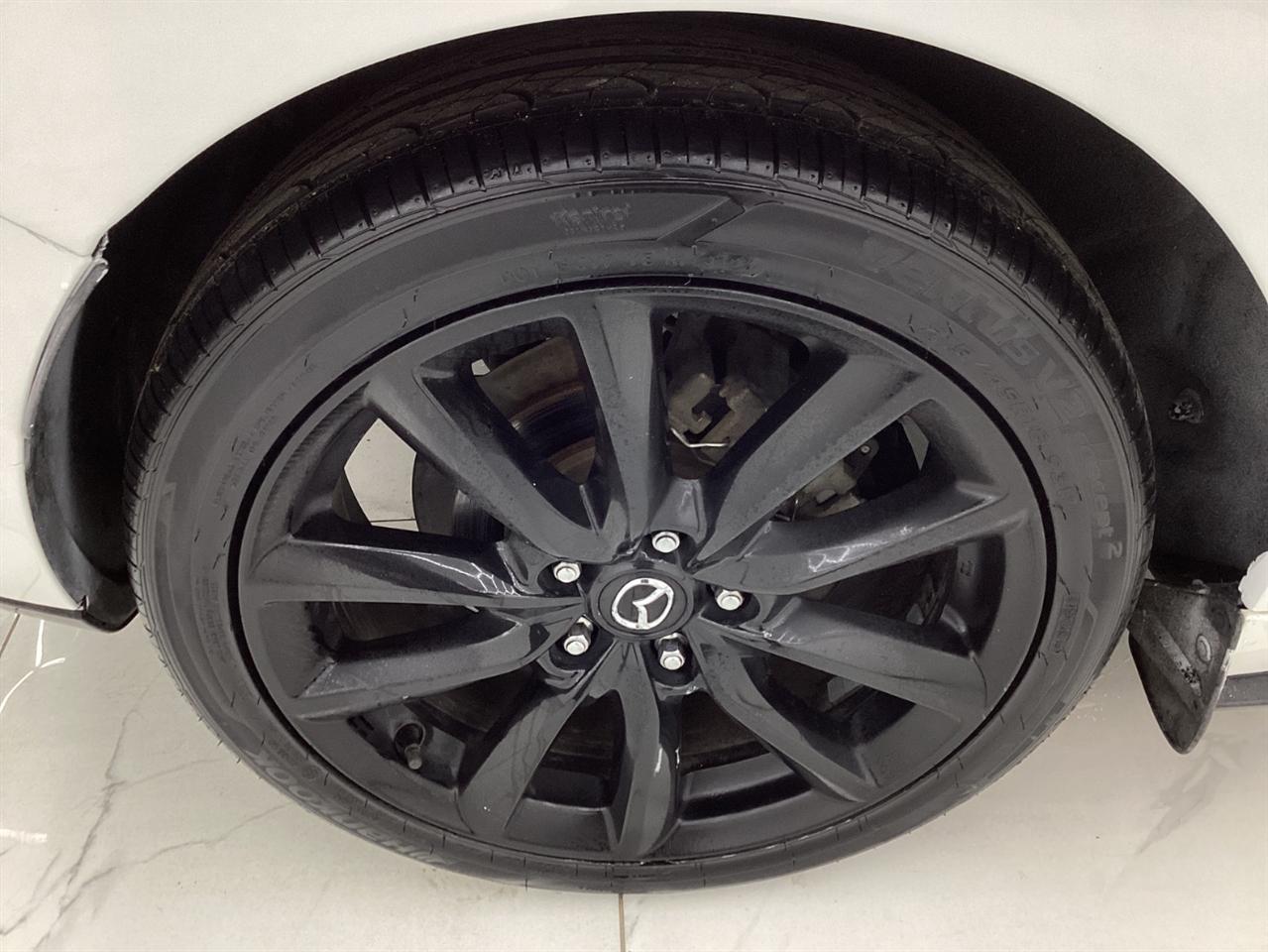 Mazda Mazda3 Hatchback FWD Auto w/Premium Pkg 2019