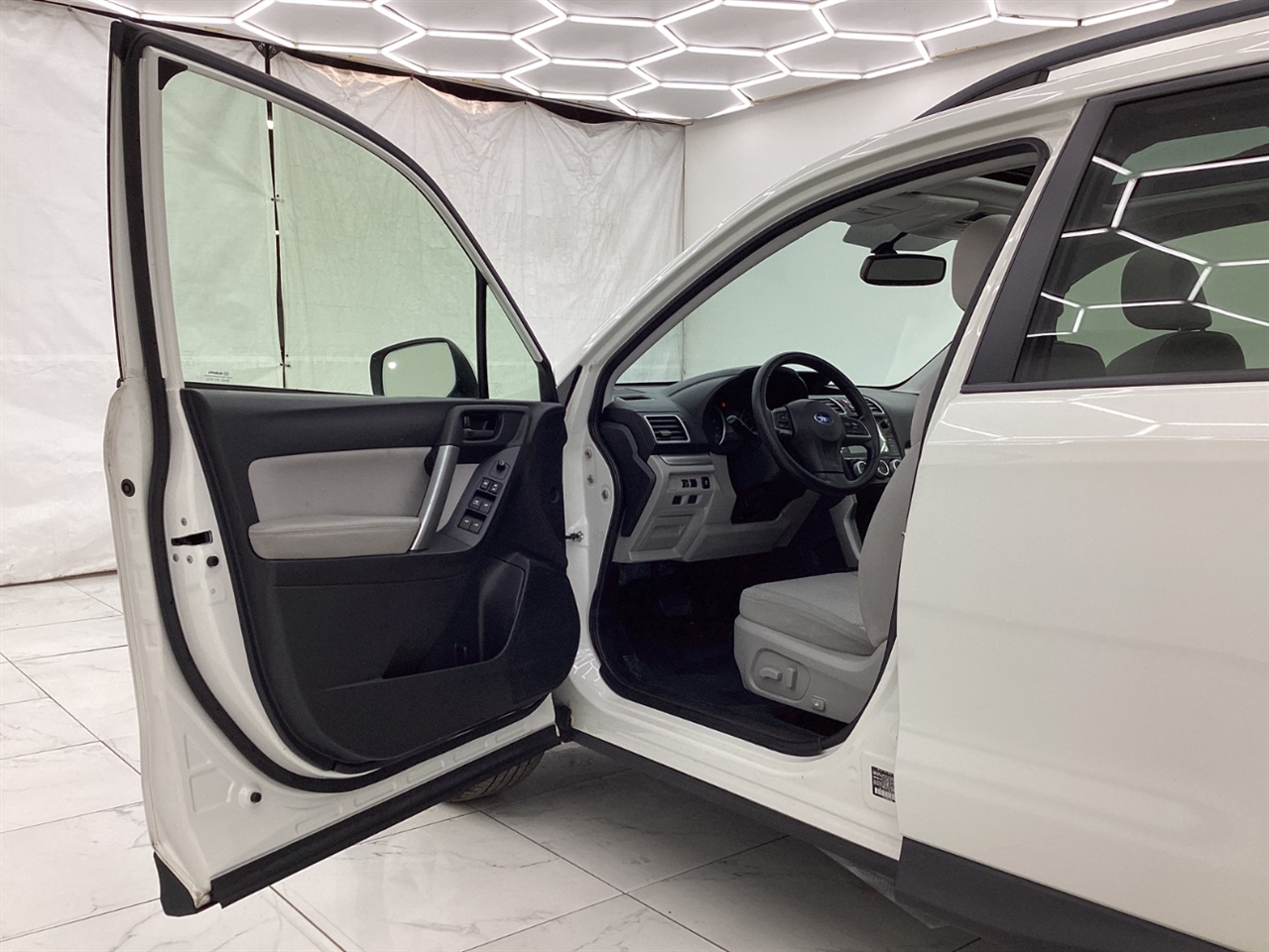 Subaru Forester 4dr CVT 2.5i Premium PZEV 2016