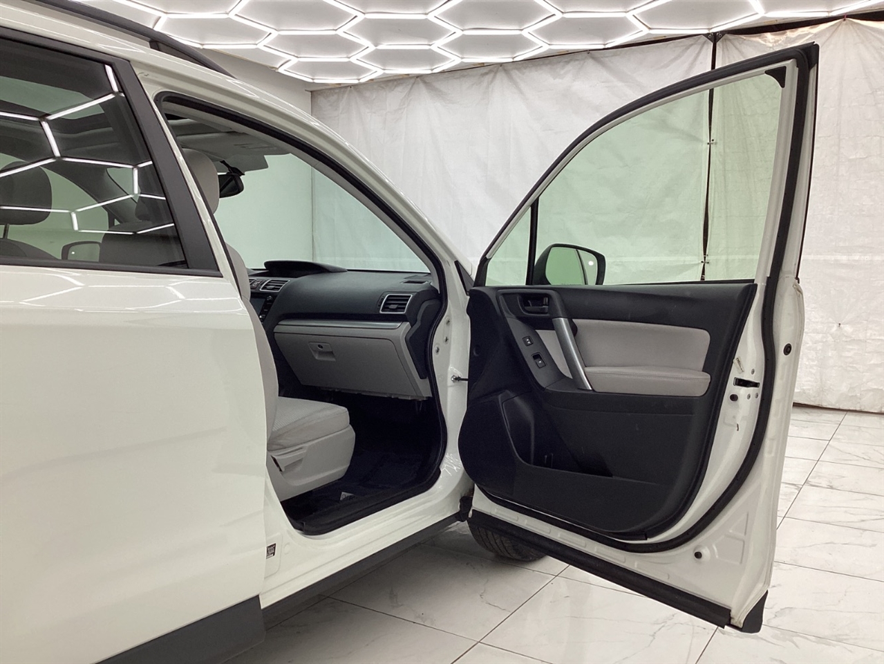 Subaru Forester 4dr CVT 2.5i Premium PZEV 2016