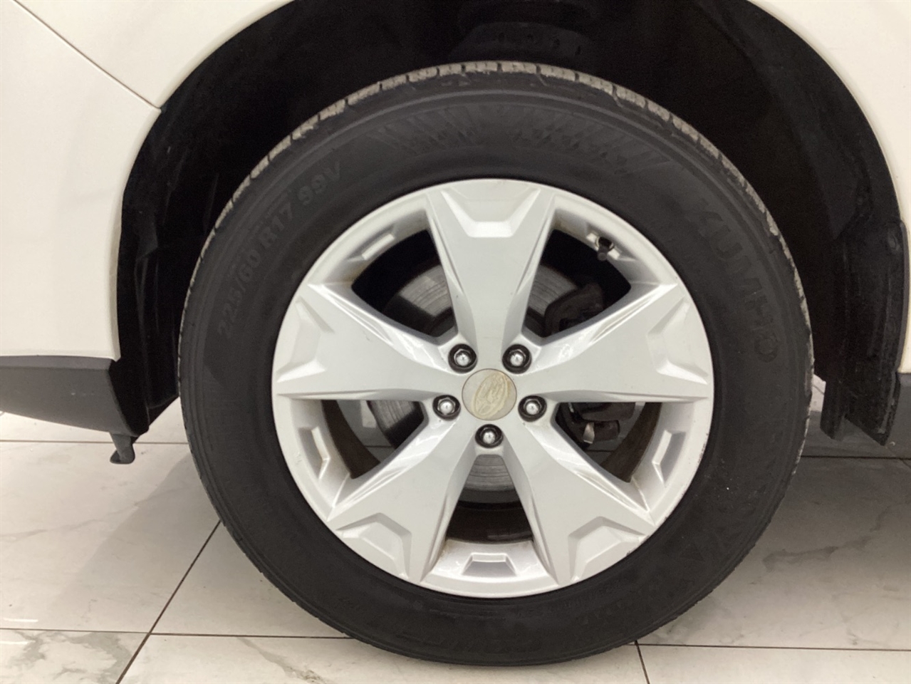 Subaru Forester 4dr CVT 2.5i Premium PZEV 2016