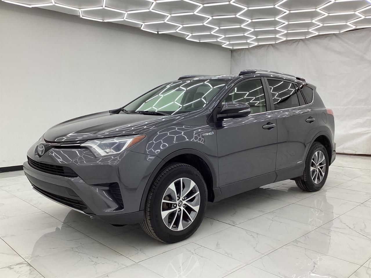 Toyota RAV4 Hybrid LE AWD (Natl) 2018