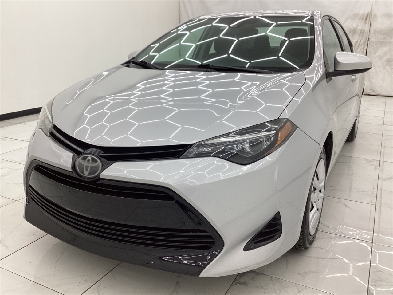 Toyota Corolla XLE CVT (Natl) 2019