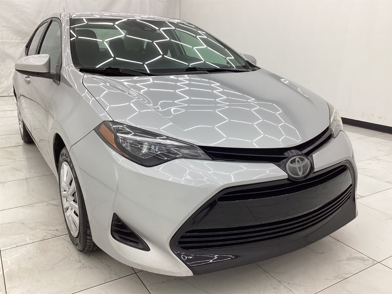Toyota Corolla XLE CVT (Natl) 2019