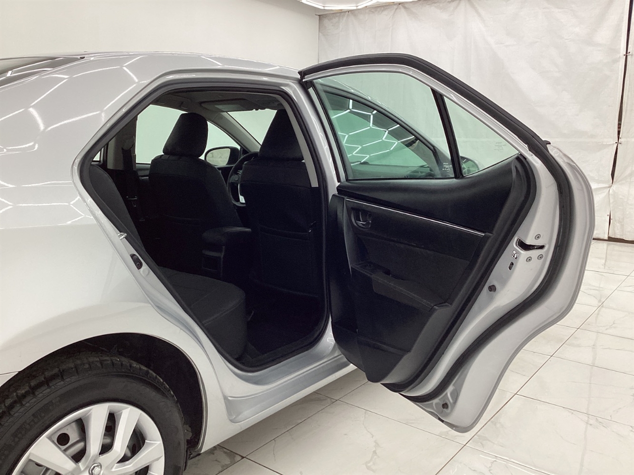 Toyota Corolla XLE CVT (Natl) 2019