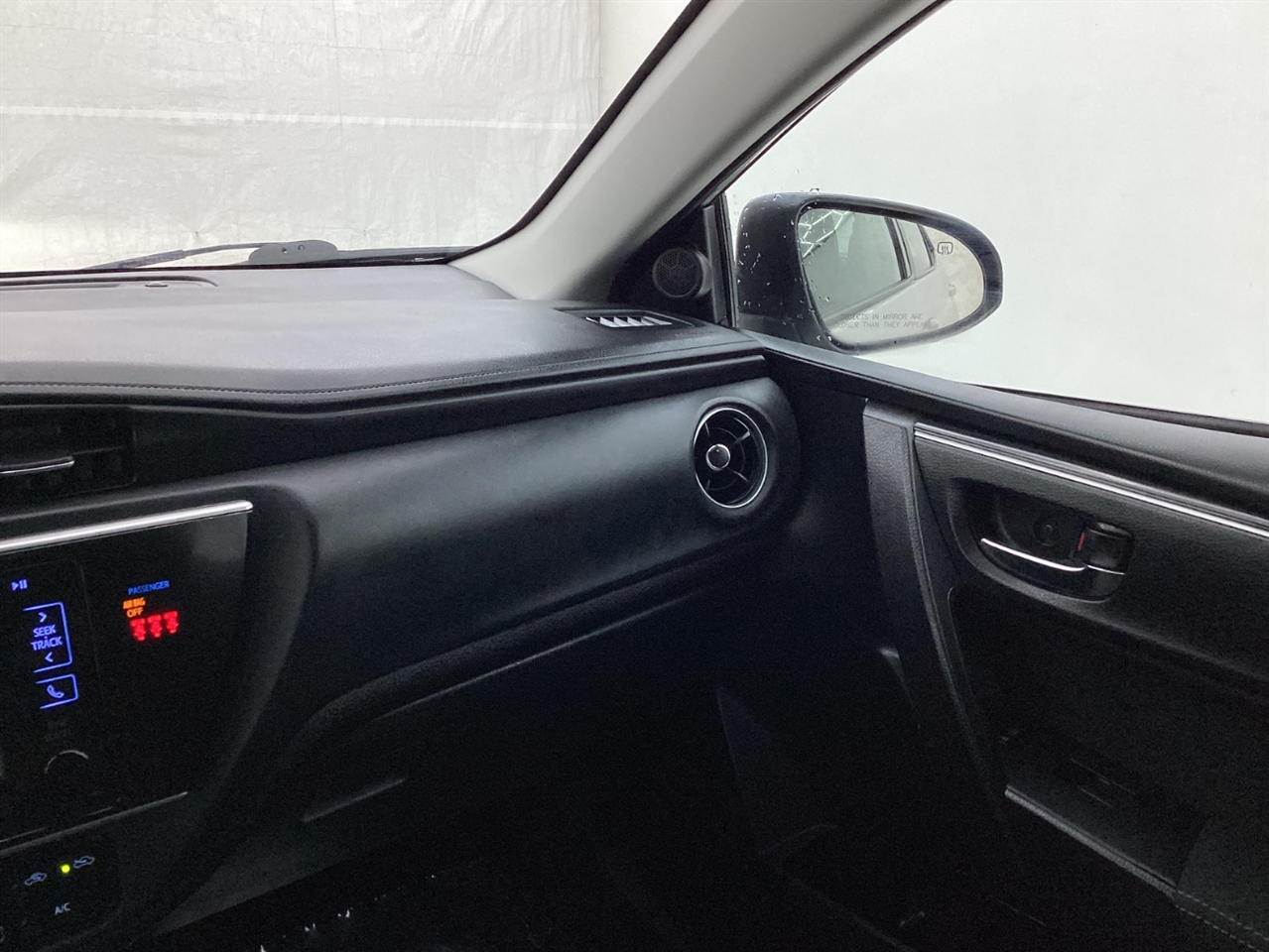 Toyota Corolla XLE CVT (Natl) 2019