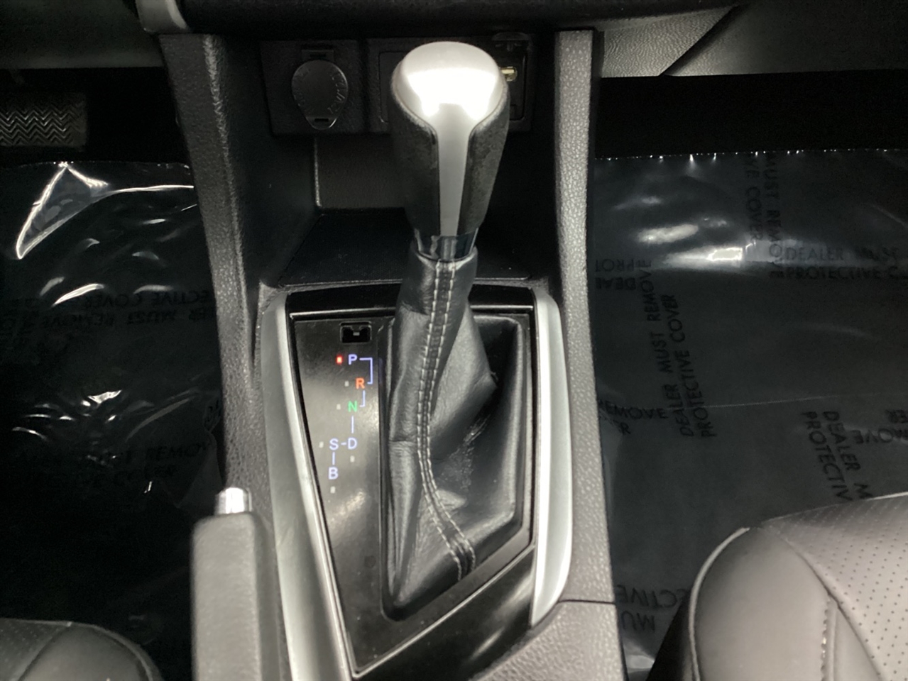 Toyota Corolla XLE CVT (Natl) 2019