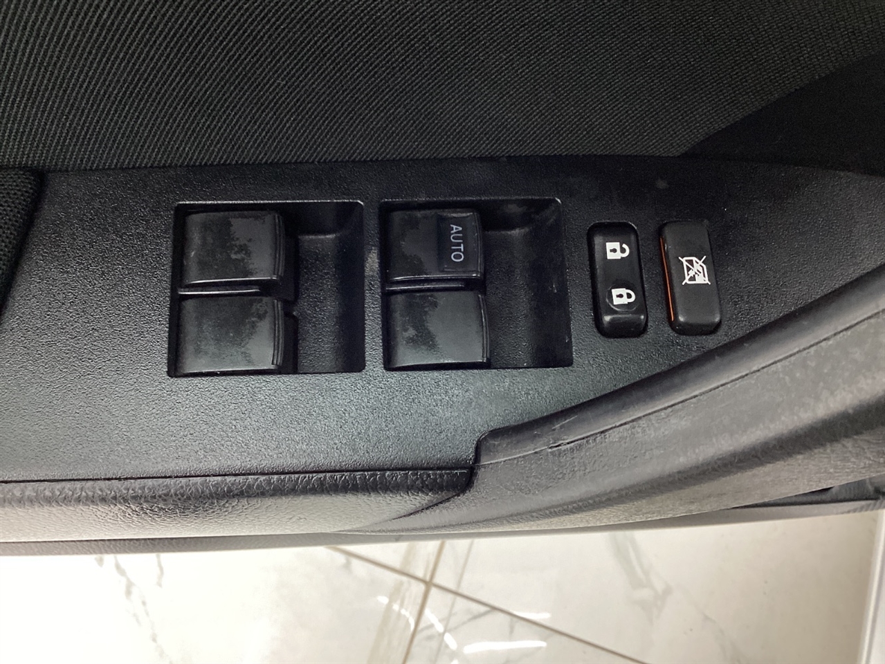 Toyota Corolla XLE CVT (Natl) 2019