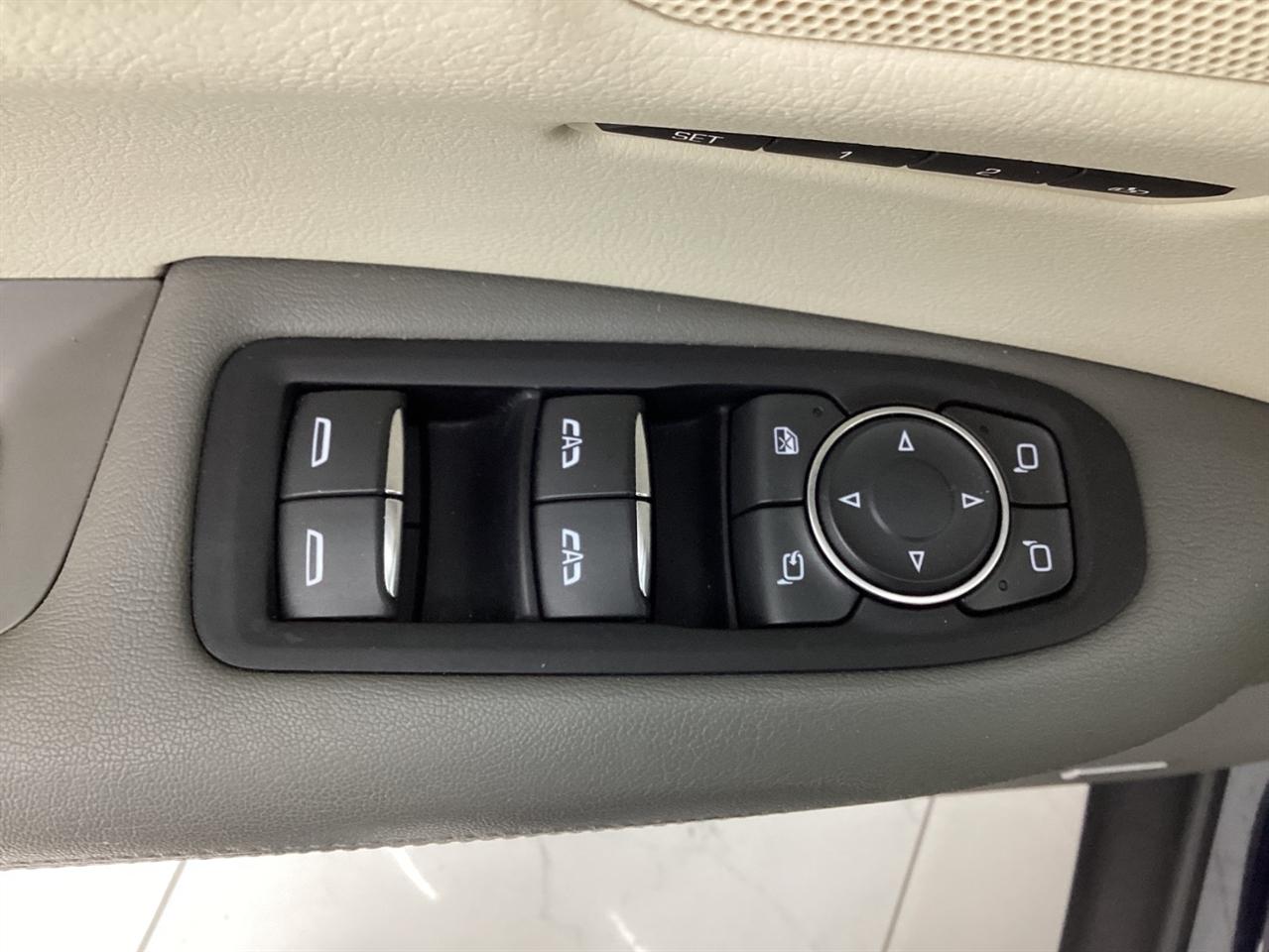 Cadillac XT5 FWD 4dr Luxury 2017