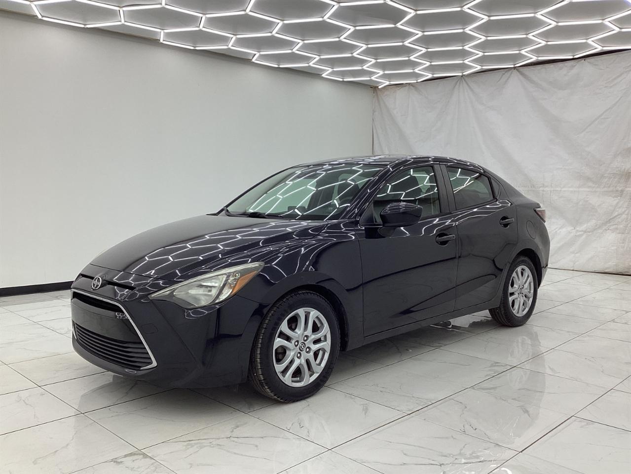 Scion iA 4dr Sdn Man (Natl) 2016
