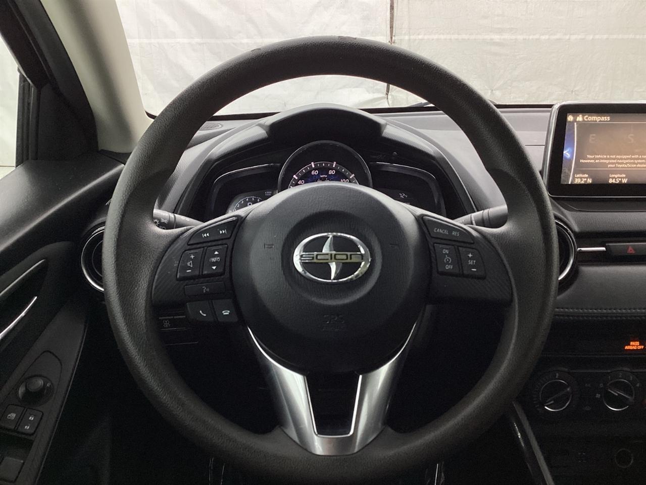 Scion iA 4dr Sdn Man (Natl) 2016