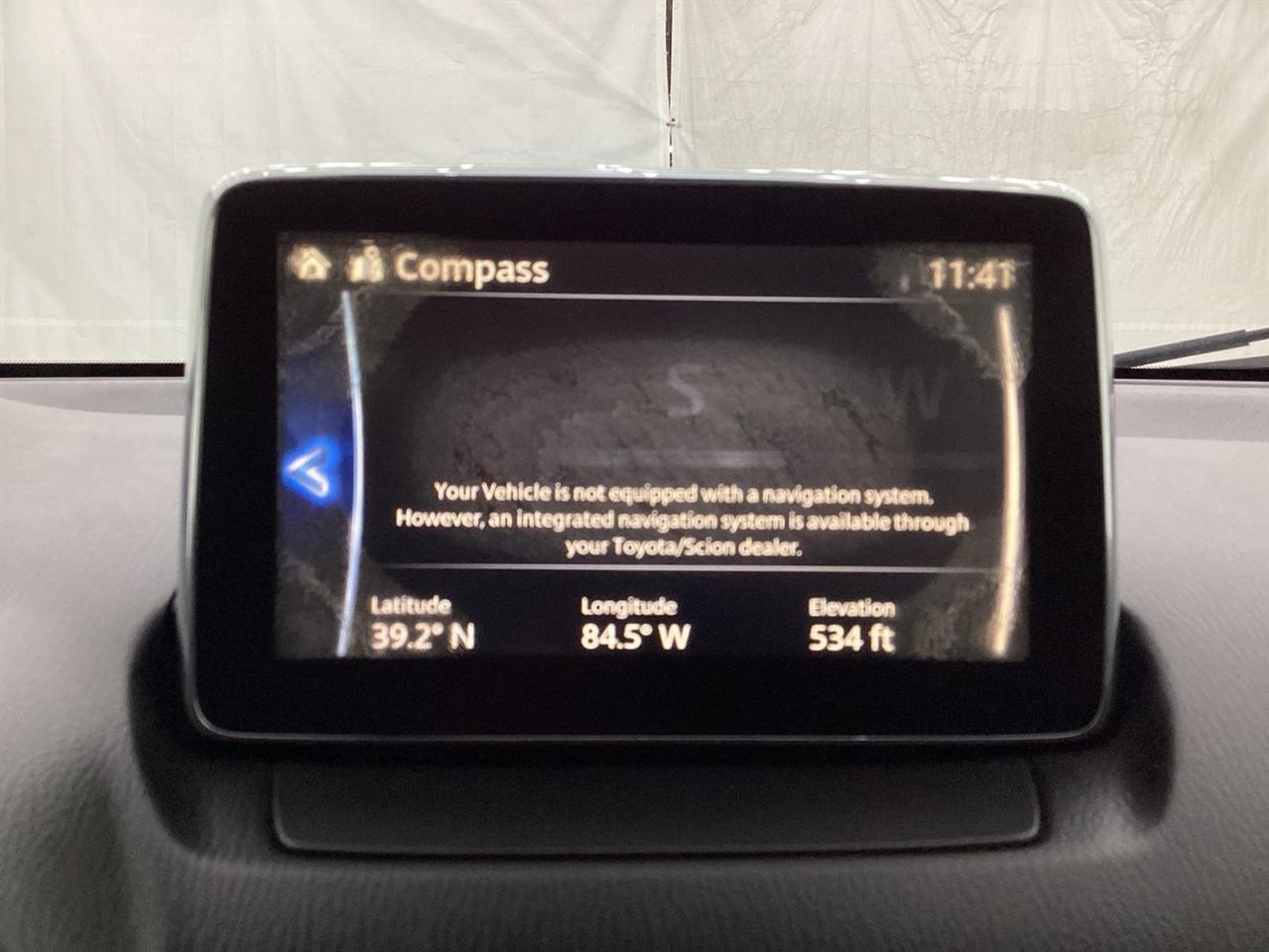 Scion iA 4dr Sdn Man (Natl) 2016