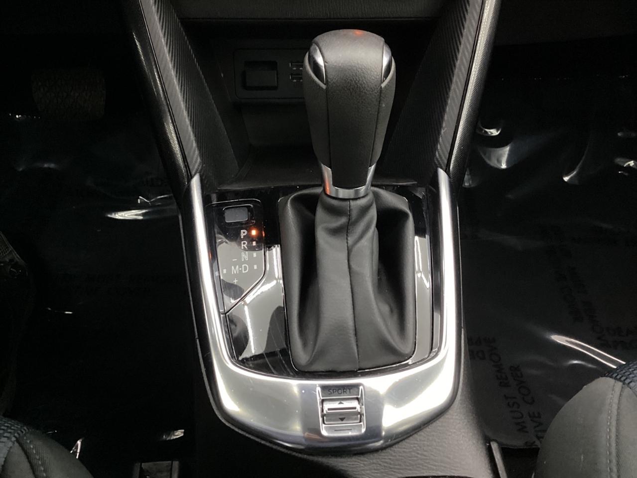 Scion iA 4dr Sdn Man (Natl) 2016