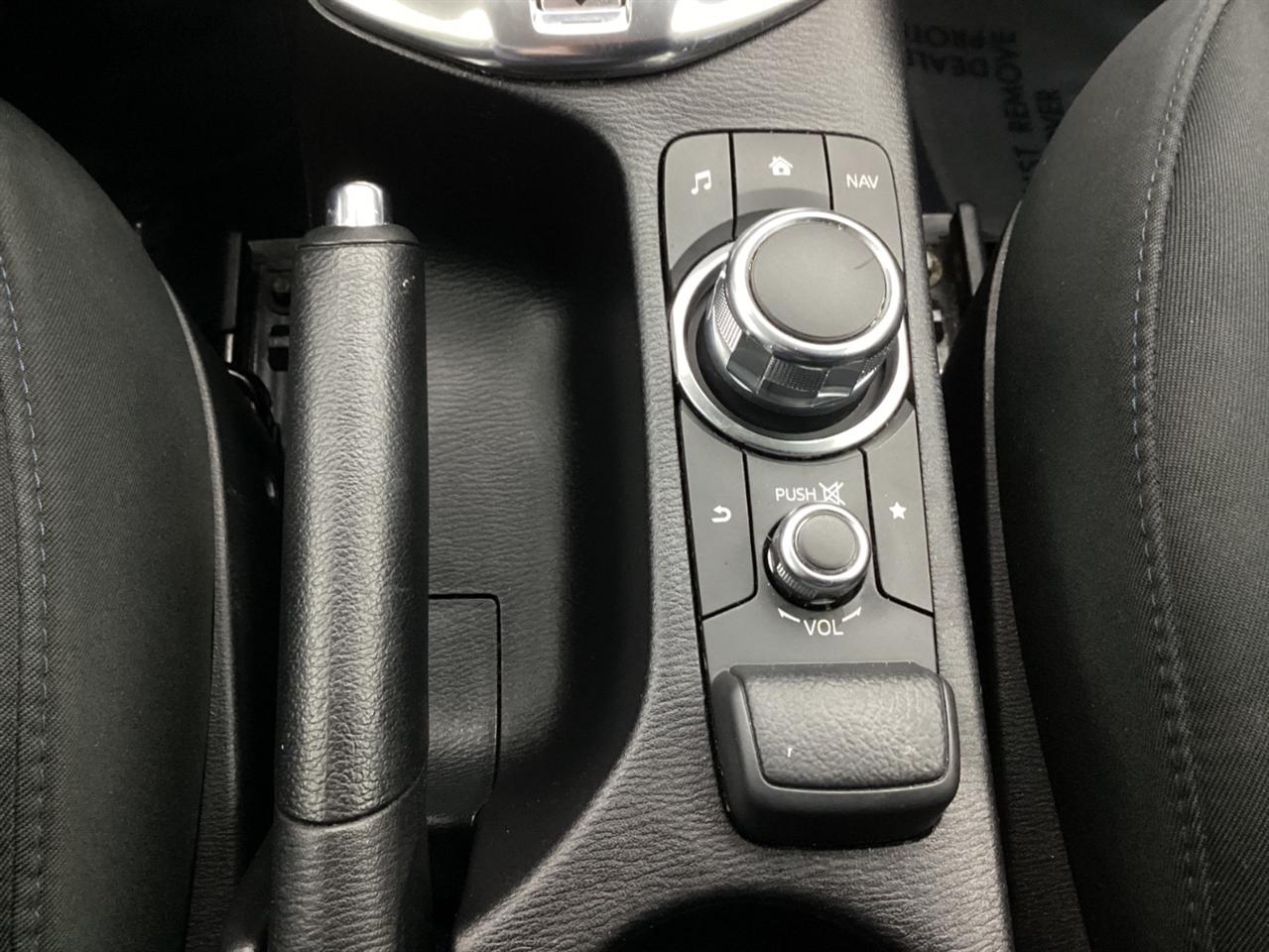 Scion iA 4dr Sdn Man (Natl) 2016