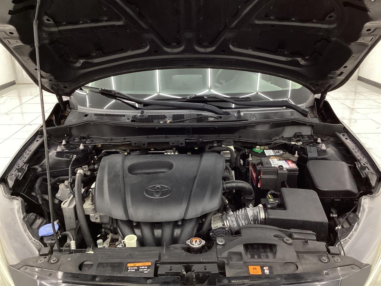 Scion iA 4dr Sdn Man (Natl) 2016