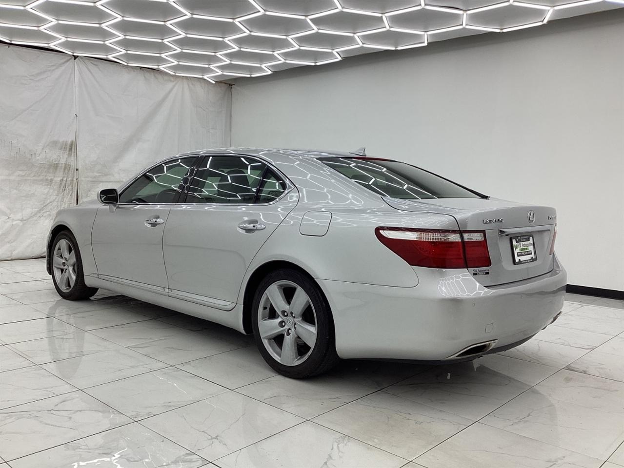 Lexus LS 460 4dr Sdn LWB 2008