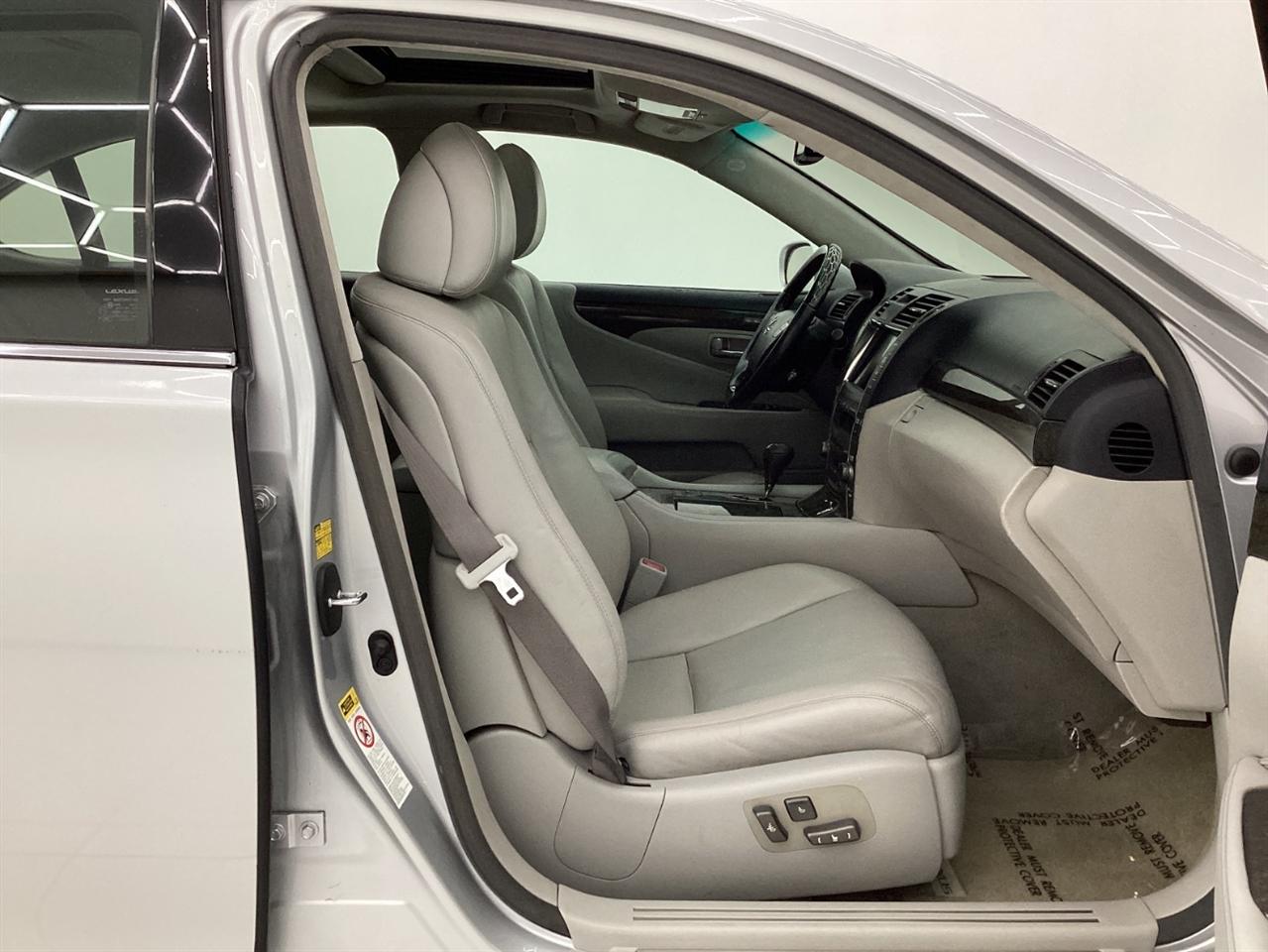 Lexus LS 460 4dr Sdn LWB 2008